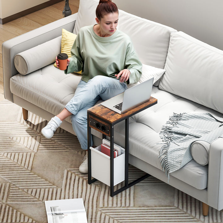 Sidebord med stikkontakter, usb-porte, kabel, c-formet design