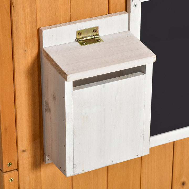 Børnelegehus lavet af naturtræ, med postkasse og blomsterkasse, naturtræ