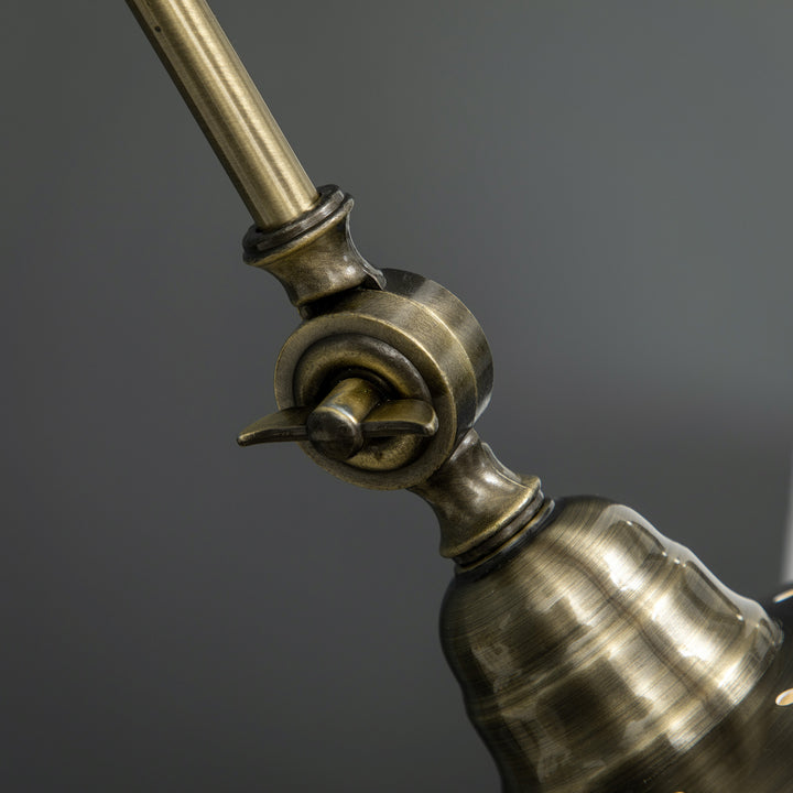 Vintage gulvlampe med justerbar vinkel, messingfinish, 42 cm x 25,5 cm x 152 cm, bronze
