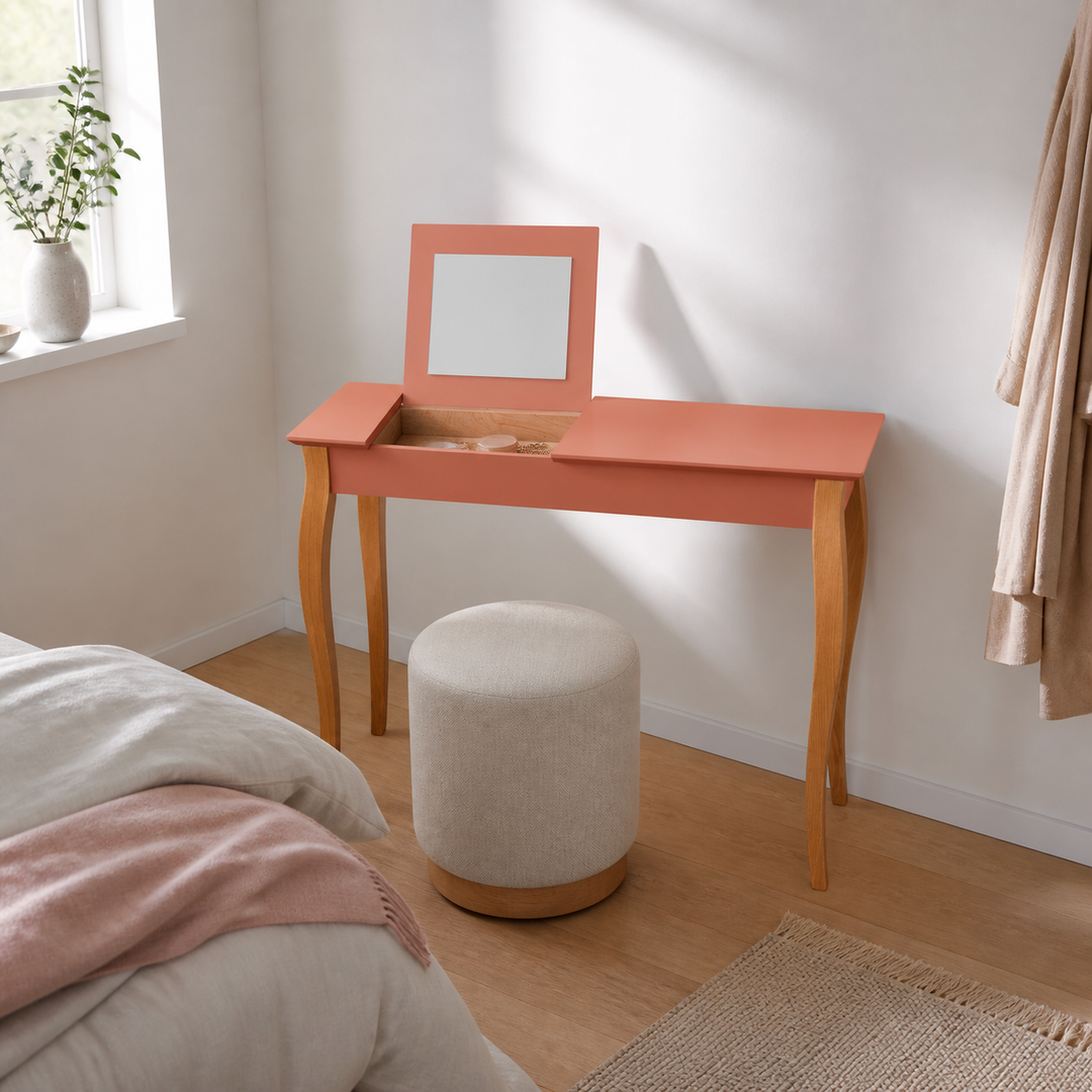 LILLO-sminkebord med antik pink borddel og naturfarvede ben med åbent spejl og opbevaring vist