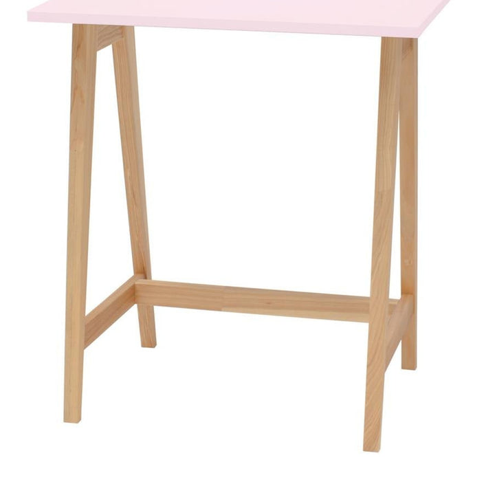 Detalje af støvet pink MDF-bordplade og ben i asketræ