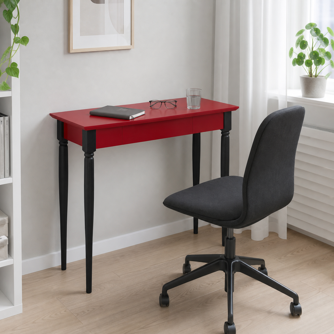 MAMO Skrivebord 105x40 cm  Sorte Ben / Røde – varm moody dagslysscene