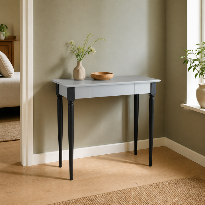 MAMO Skrivebord 65x40 cm - Sorte Ben / Lysegrå – ren lys hjemscene