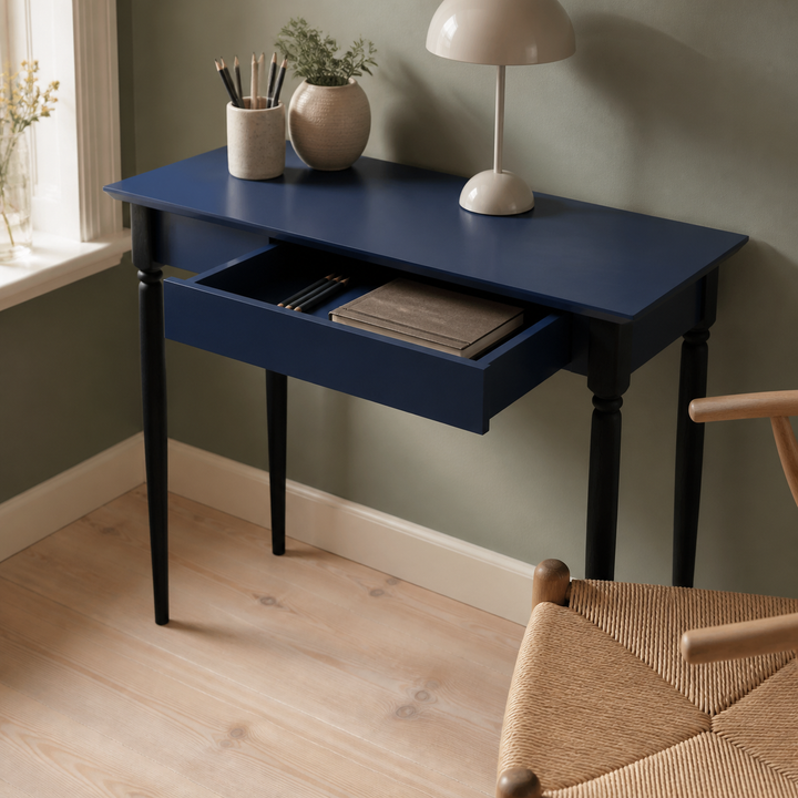 MAMO Skrivebord 85x40cm - Marineblå / Sorte ben – funktion eller vigtig anvendelse
