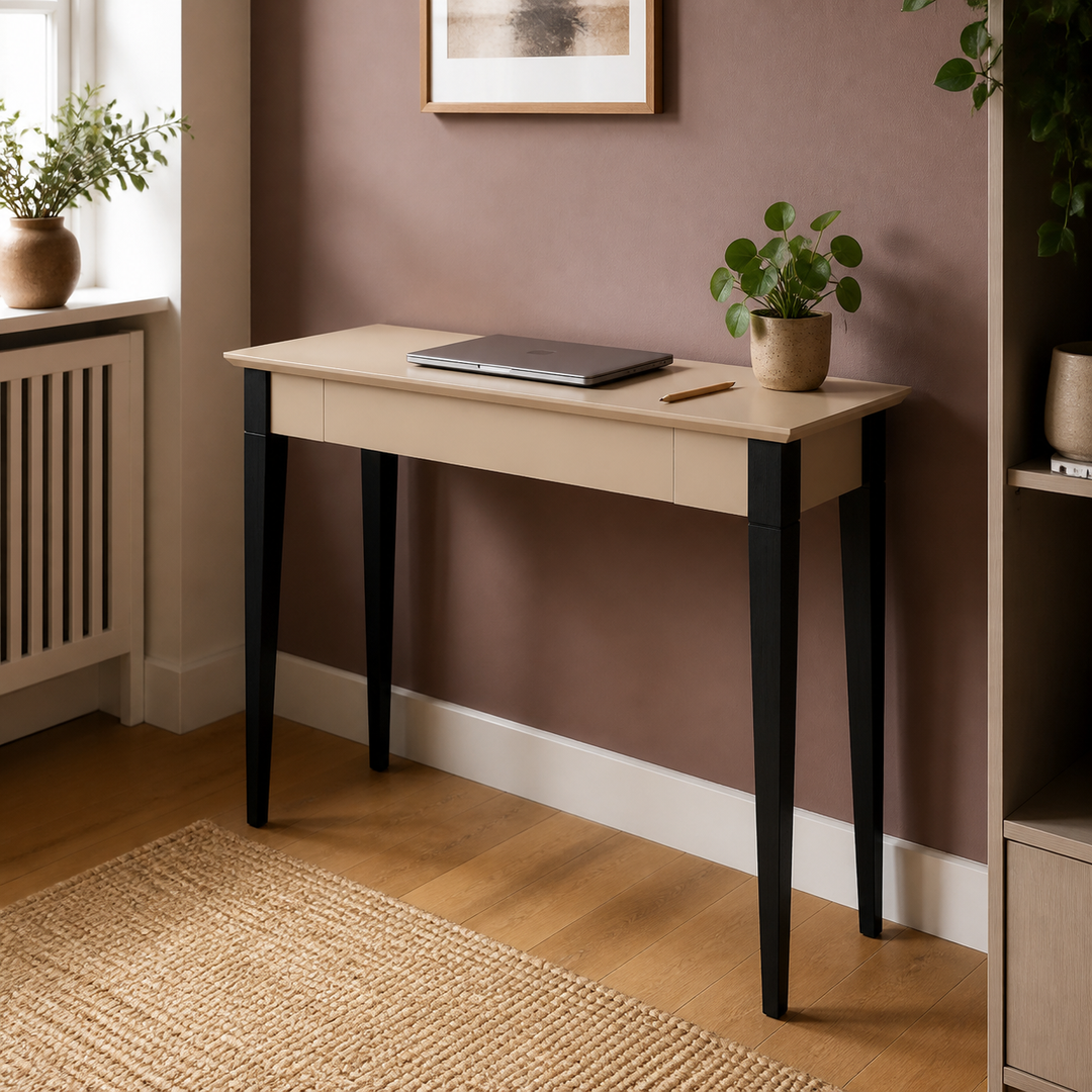 MIMO Skrivebord 105x40cm Sorte Ben Brun Beige – anden livsstilsscene