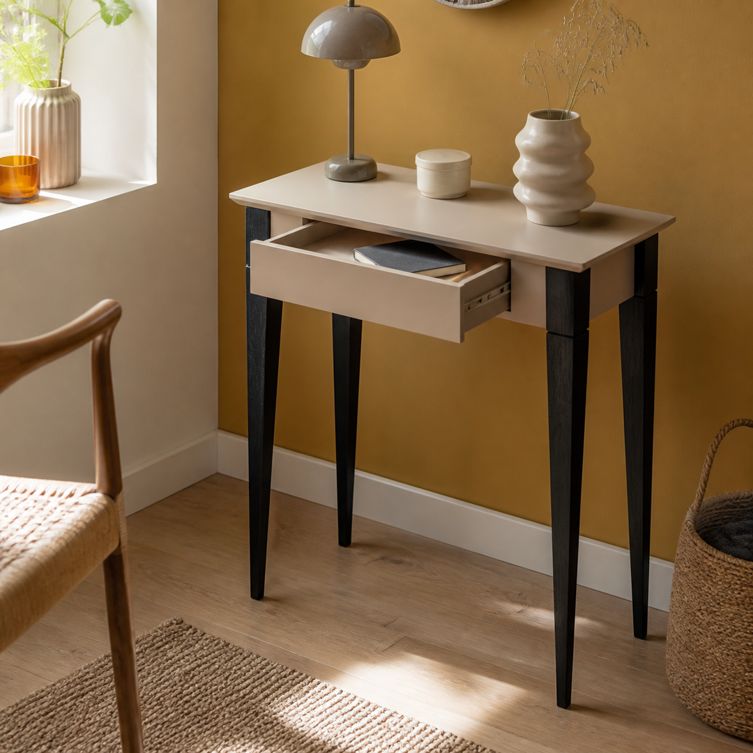 MIMO Skrivebord 65x40cm Sorte Ben Brun Beige – hero