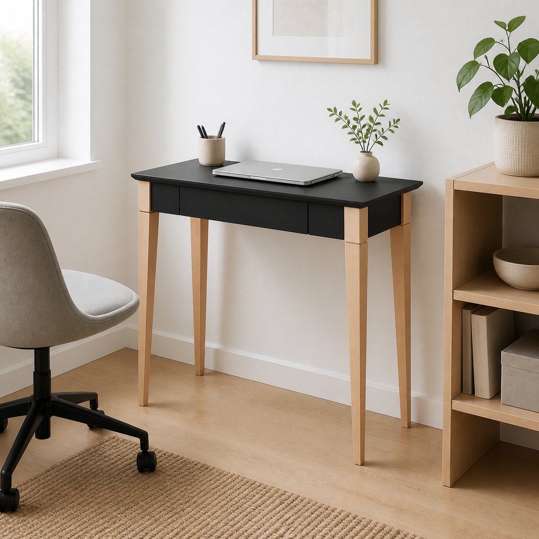 MIMO Skrivebord 85x40cm Sort – hero i naturlig brug