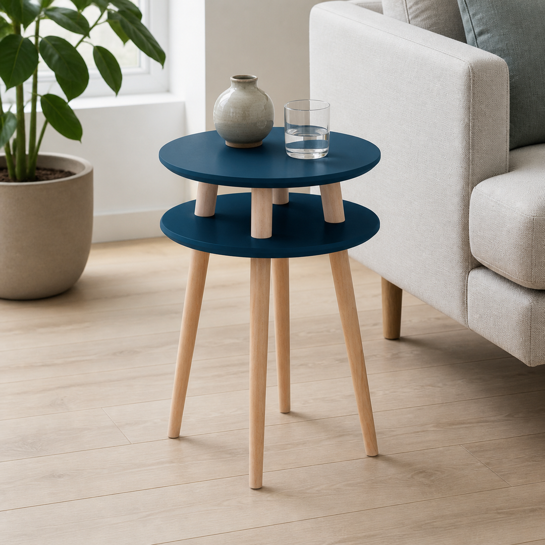 UFO Sidebord diameter 45cm x højde 61cm - Benzinblå – hero i naturlig brug