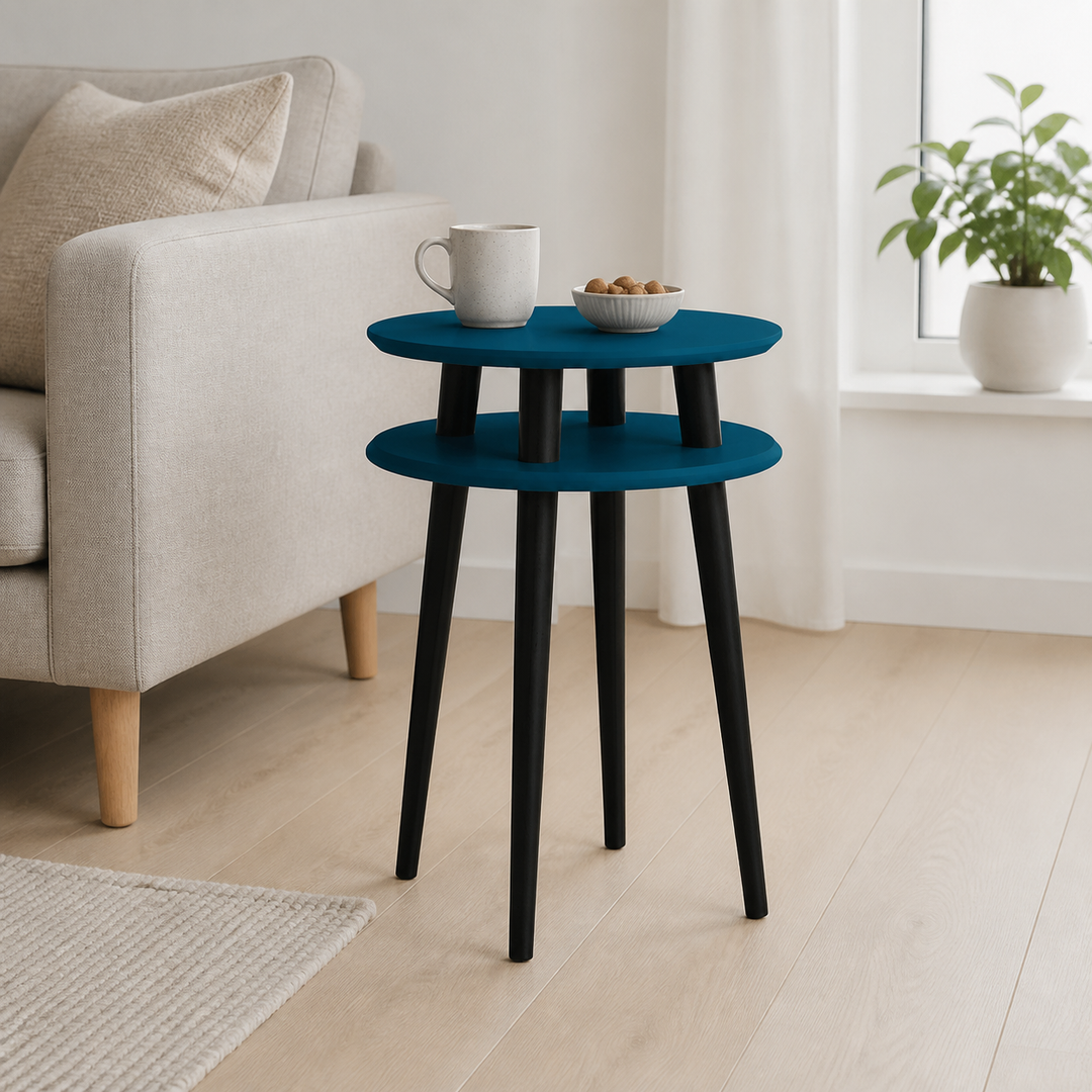 UFO Sidebord diameter 45cm x højde 61cm - Benzinblå / Sorte ben – hero i naturlig brug