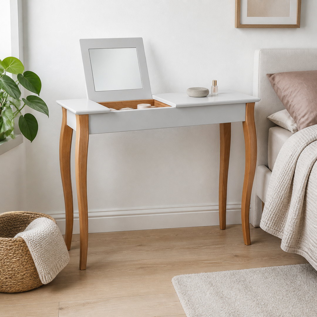 LILLO Sminkebord med spejl - 105x35cm Lysegrå – hero i naturlig brug