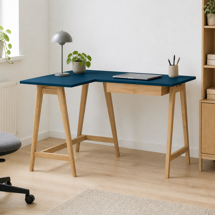 LUKA Asketræ Hjørneskrivebord B 115cm x D 85cm / Petrolblå Venstre Side – hele produktet lukket i hjemmet