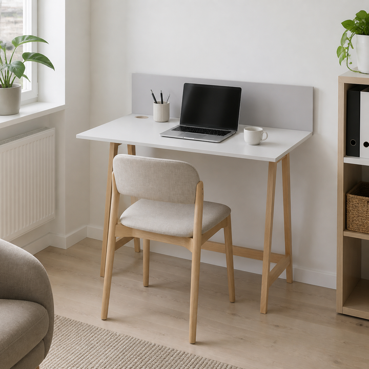 LUKA Asketræ Skrivebord 110x50cm / Lysegrå – vigtigste funktion