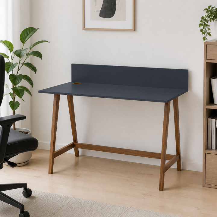 LUKA Skrivebord 110x50cm Eg / Grafit – hele produktet lukket i hjemmet