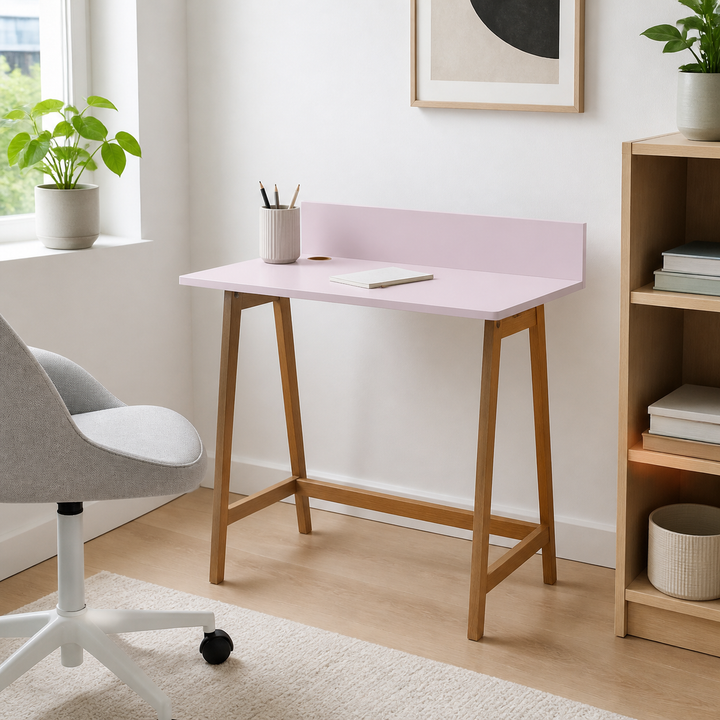 LUKA Skrivebord 85x50cm Eg / Pink – hero i naturlig brug