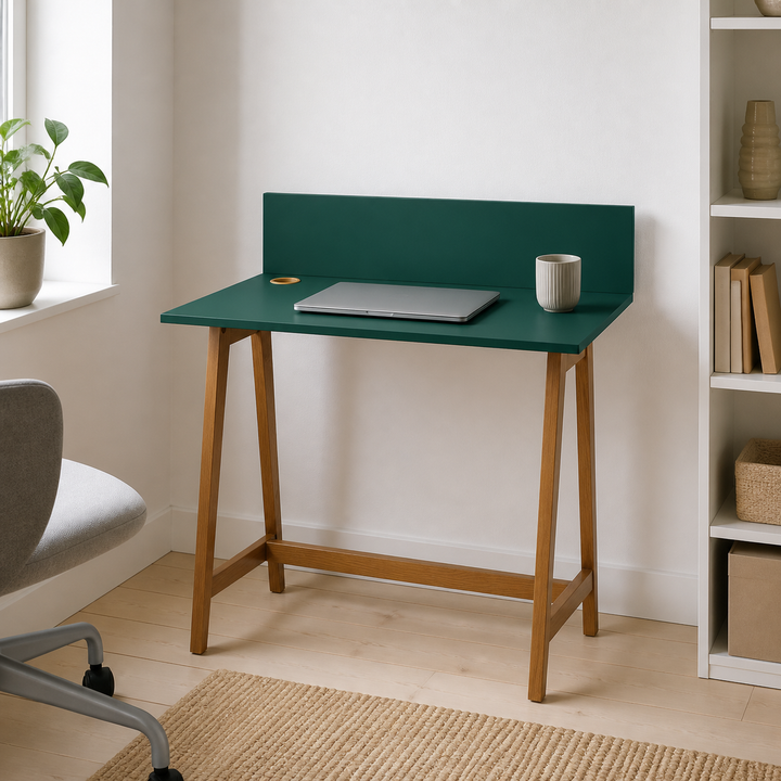 LUKA Skrivebord 85x50cm Eg Grøn – supplerende neutral dagslysscene