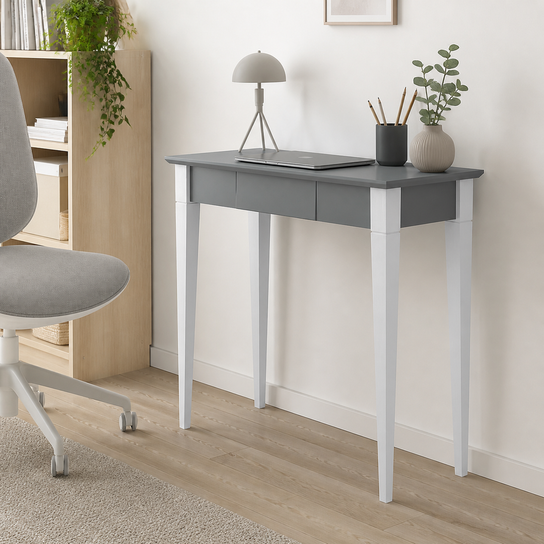 MIMO Skrivebord - 65x40cm Hvide Ben / Mørkegrå – hero i naturlig brug