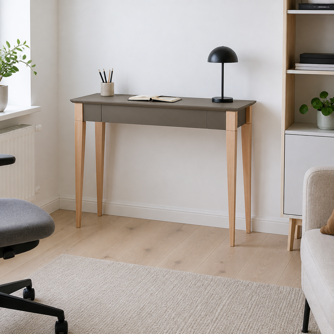 MIMO Skrivebord 105x40cm Brun – hele produktet lukket i hjemmet