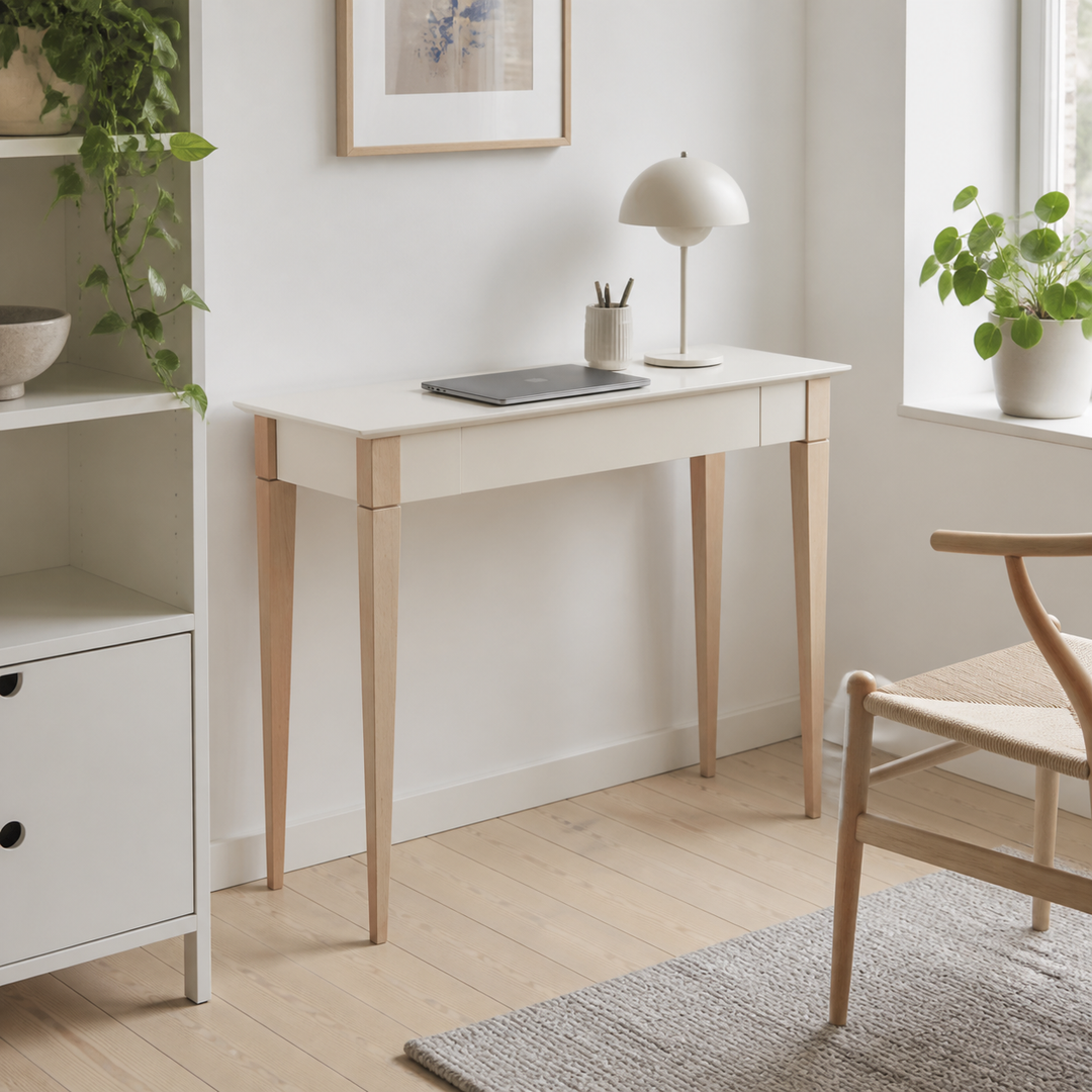 MIMO Skrivebord 105x40cm Hvid – hero i naturlig brug