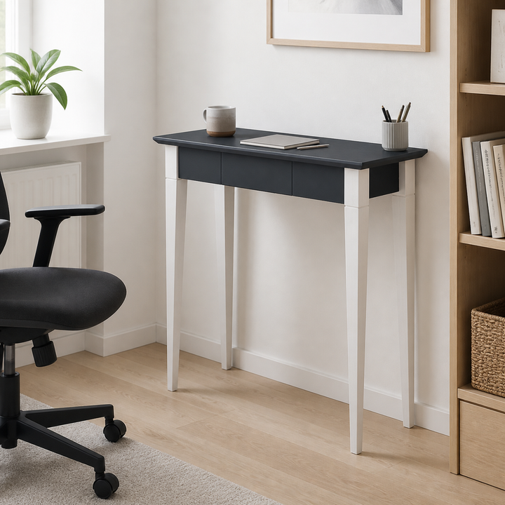 MIMO Skrivebord 65x40cm Hvide Ben / Grafit – supplerende neutral dagslysscene