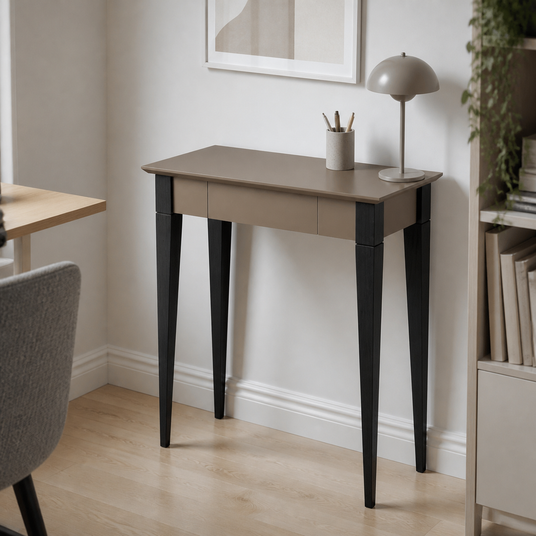 MIMO Skrivebord 65x40cm Sorte Ben Brun – materiale- eller konstruktionsdetalje