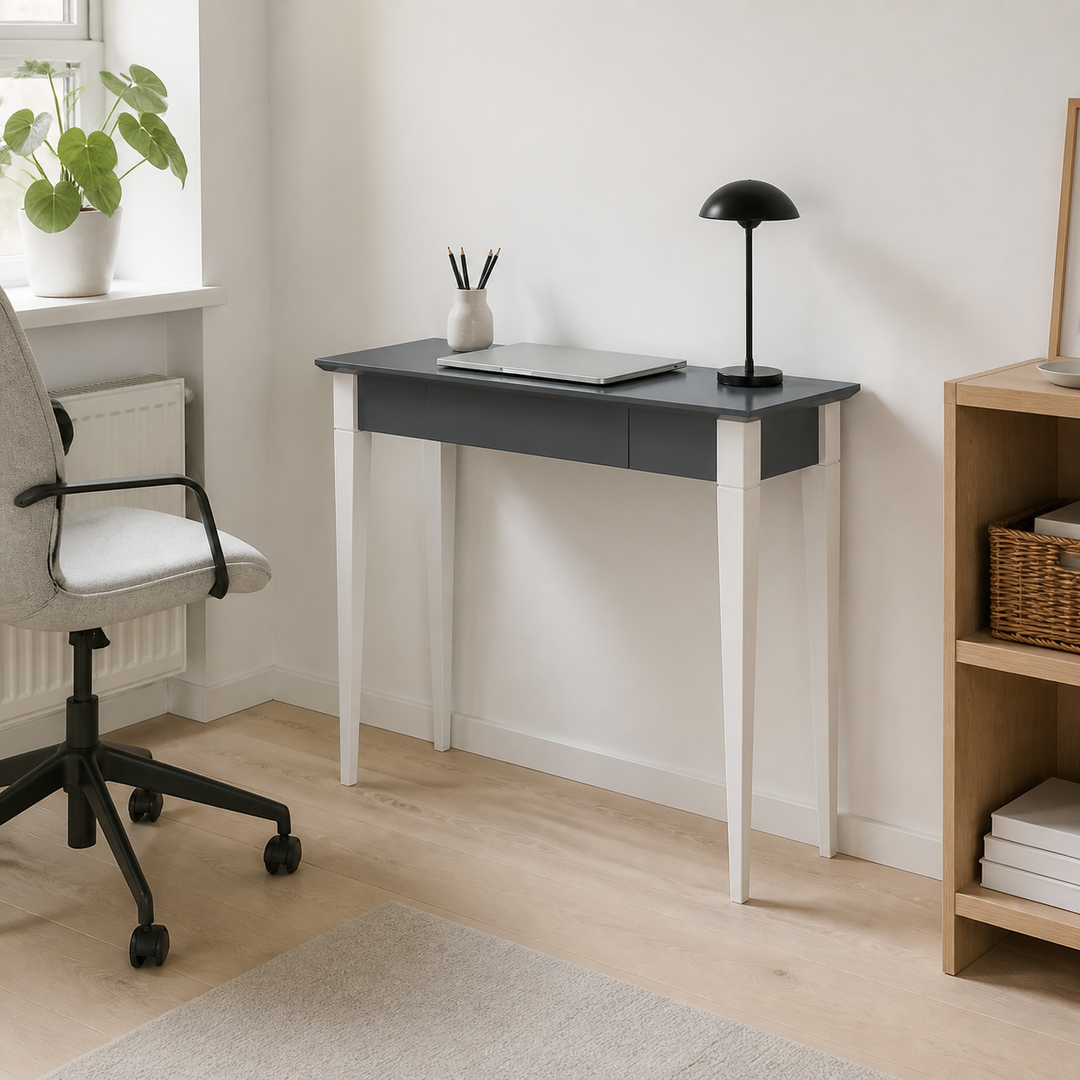 MIMO Skrivebord 85x40cm Hvide Ben / Grafit – hero i naturlig brug
