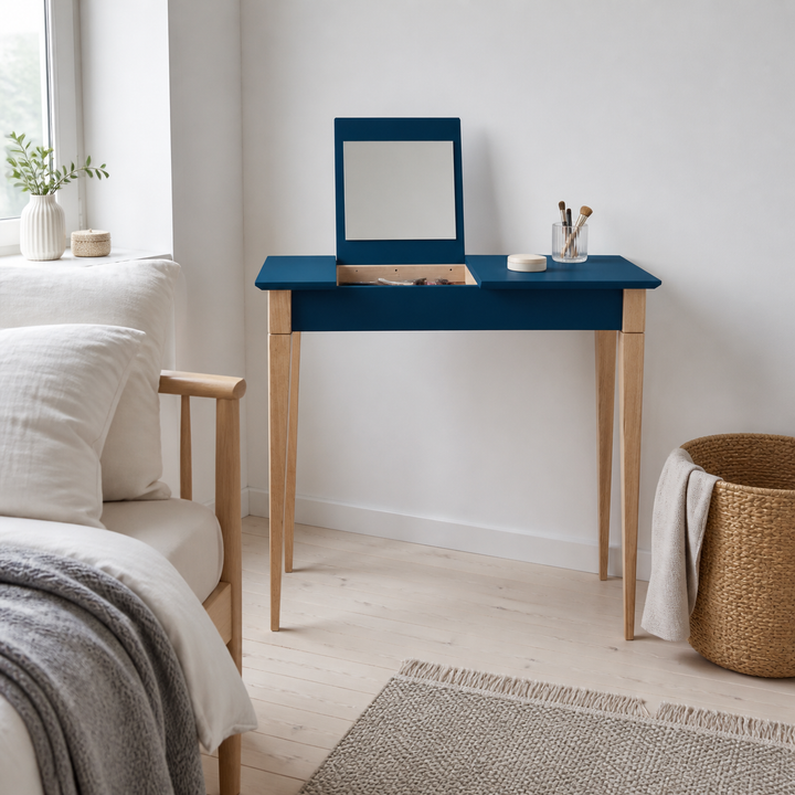 MIMO Sminkebord med spejl - 105x35cm Benzinblå – supplerende neutral dagslysscene