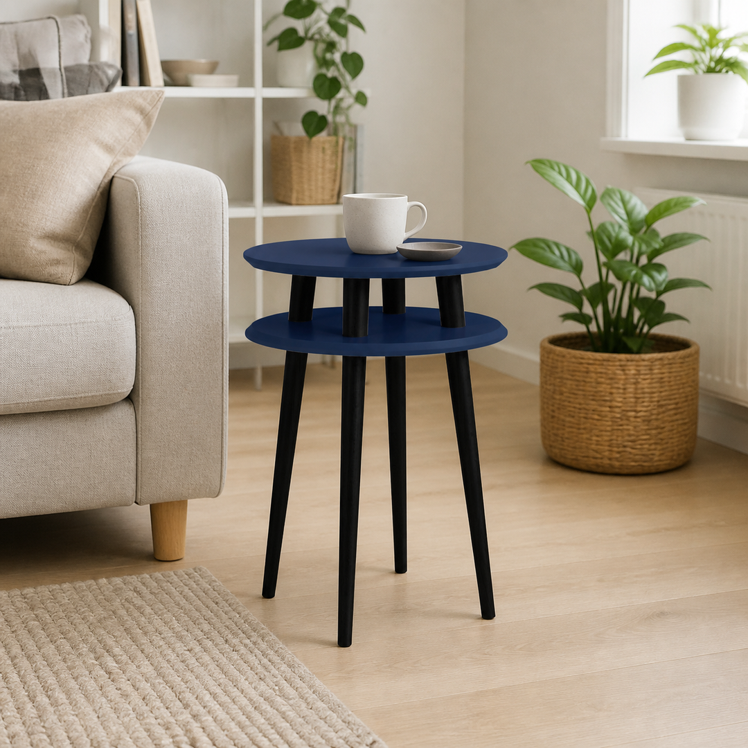 UFO Sidebord diameter 45cm x højde 61cm - Marineblå / Sorte ben – hero i naturlig brug