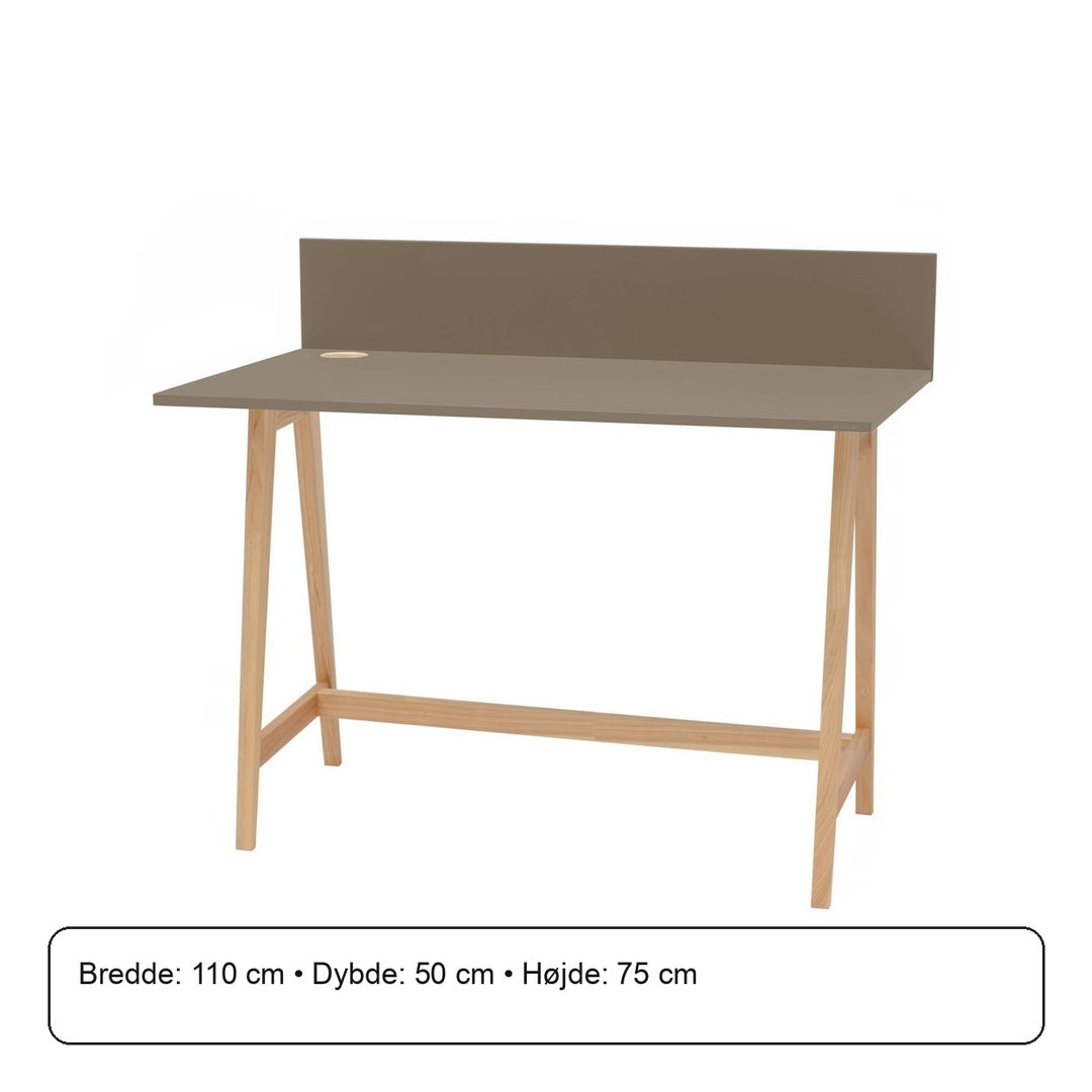 LUKA Asketræ Skrivebord 110x50cm Brun – måldiagram eller verificeret produktkort