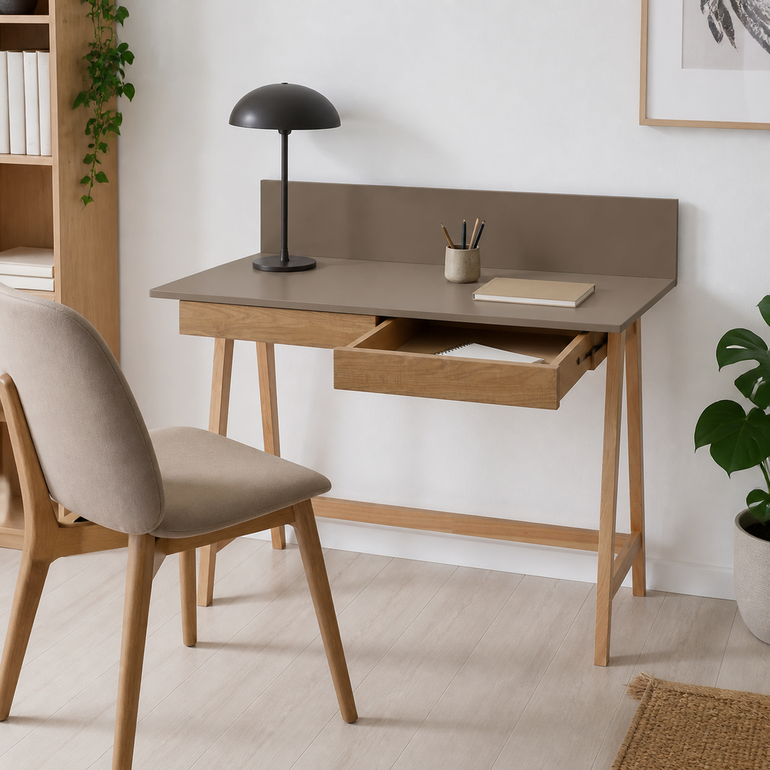 LUKA Asketræ Skrivebord 110x50cm med Skuffe Brun – vigtigste funktion
