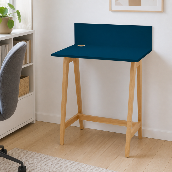 LUKA Asketræ Skrivebord 65x50cm / Petrol Blue – anden naturlig anvendelse eller vinkel