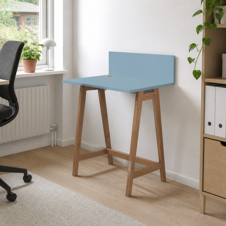 LUKA Asketræ Skrivebord 65x50cm Gentle Blue – anden naturlig anvendelse eller vinkel