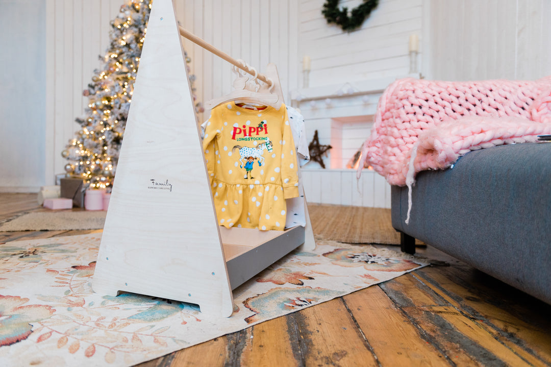 Montessori tøjstativ til selvstændige børn, hvid