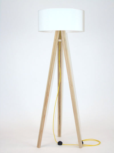 WANDA Asketræ Gulvlampe 45x140cm - Hvid Lampeskærm / Gul