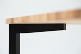 TRIVENTI Asketræ Spisebord 120x80cm - Sorte runde ben