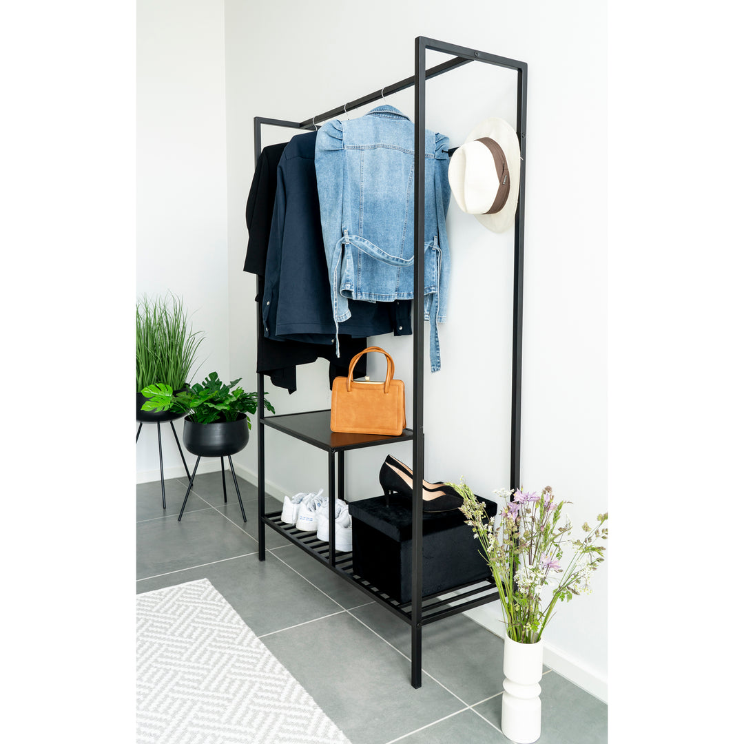 Garderobe med 2 hylder, 38x101x170 cm, sort