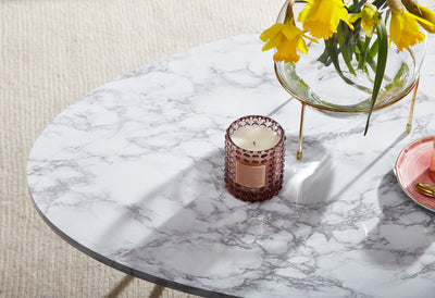Ovalt sofabord i marmor look, 120x40x60 cm, hvid