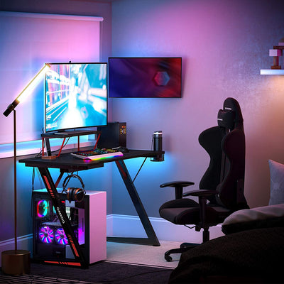 Skrivebord til gaming med skærmstativ, kopholder, sort og rød