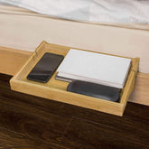 Sengebordshylde til mobiltelefon og bog - bambus