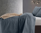 Clara sengetæppe med 2 pudebetræk, 260 x 250 cm, antracit grå