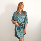 Kimono satin grøn one-Size 87 x 118 cm + 40 cm ærme