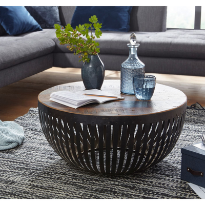 Smukt og bæredygtigt sofabord med metalben i genanvendt træ, industrielt look