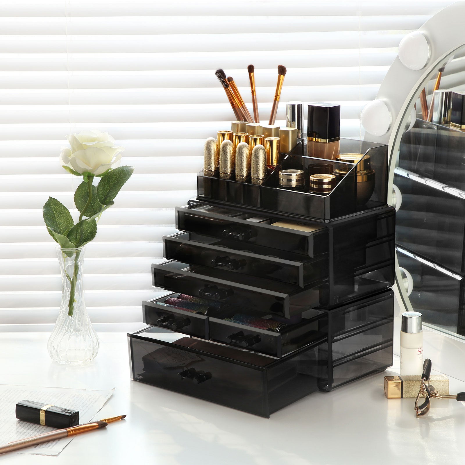 Makeup organizer i plast, <br>sort