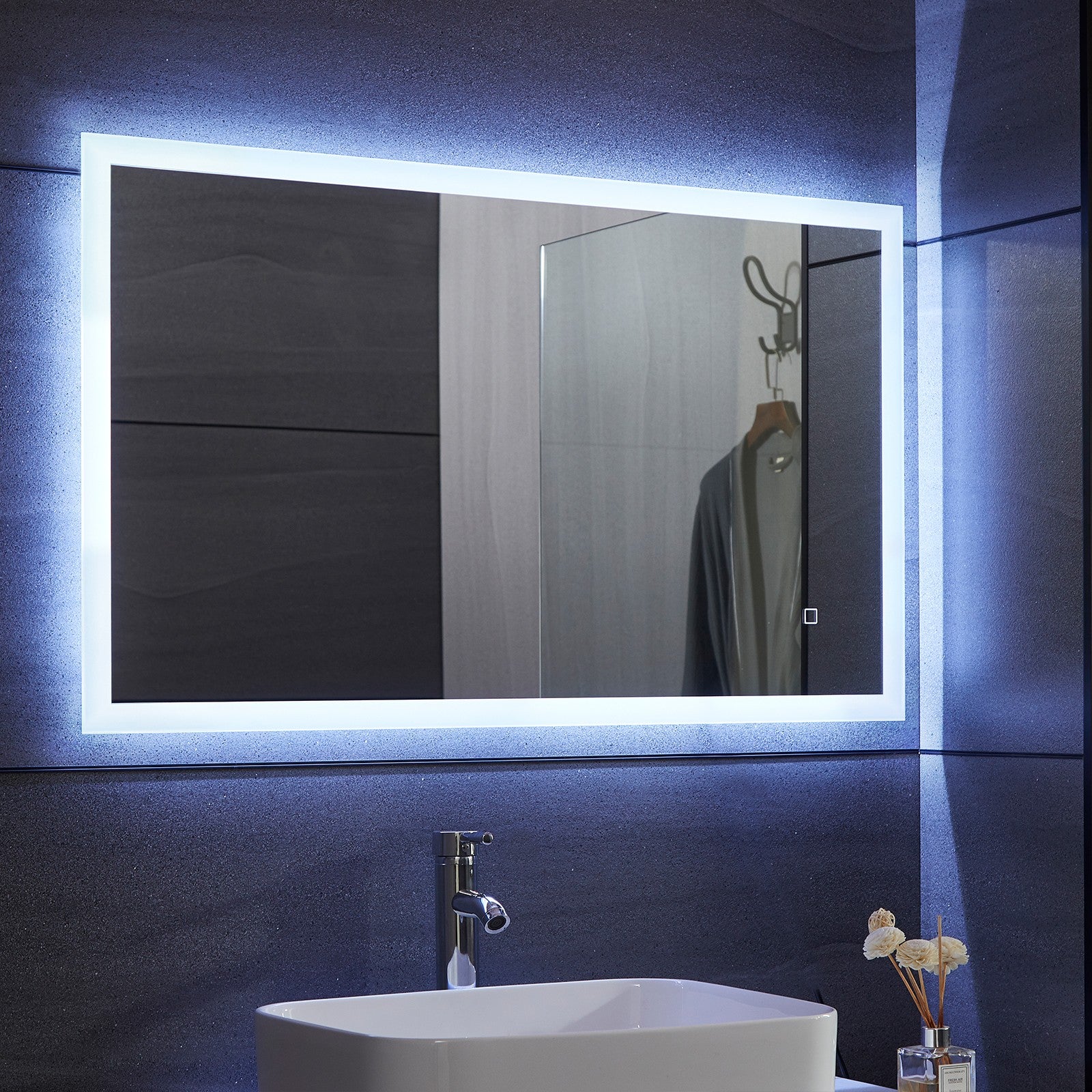 Aquamarine® LED badeværelsesspejl, 80x60 cm, dugfrit, dæmpbart med touch, makeupspejl