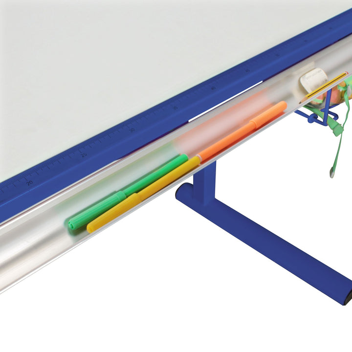 børnenes justerbare skrivebord vippeblå - Lammeuld.dk
