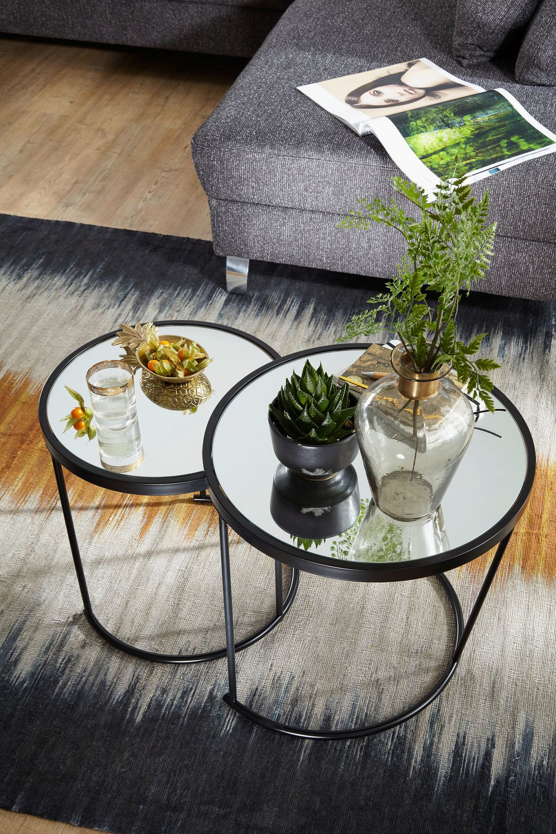 Sort glas rundt sofabord 2 stk - Lammeuld.dk
