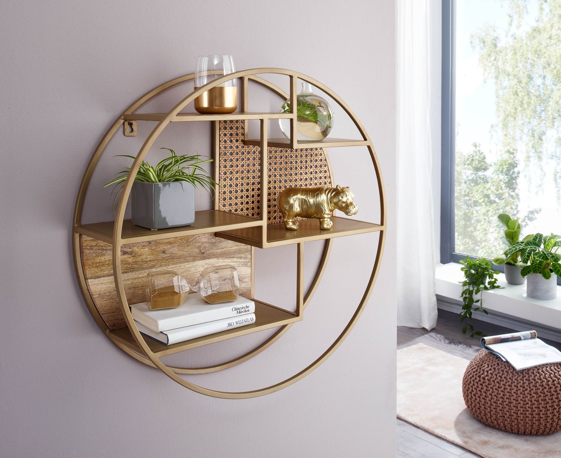 Cirkulær væghylde i træ