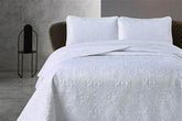 Fløjl Clara sengetæppe med 2 pudebetræk, hvid - 180 x 250 cm